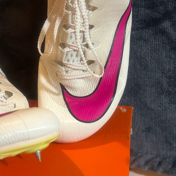 Nike Zoom Rival Sprint Women's White and Pink Track Shoes - Picture 4 of 13